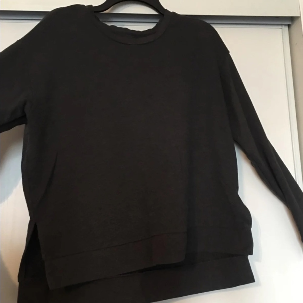 Crew neck